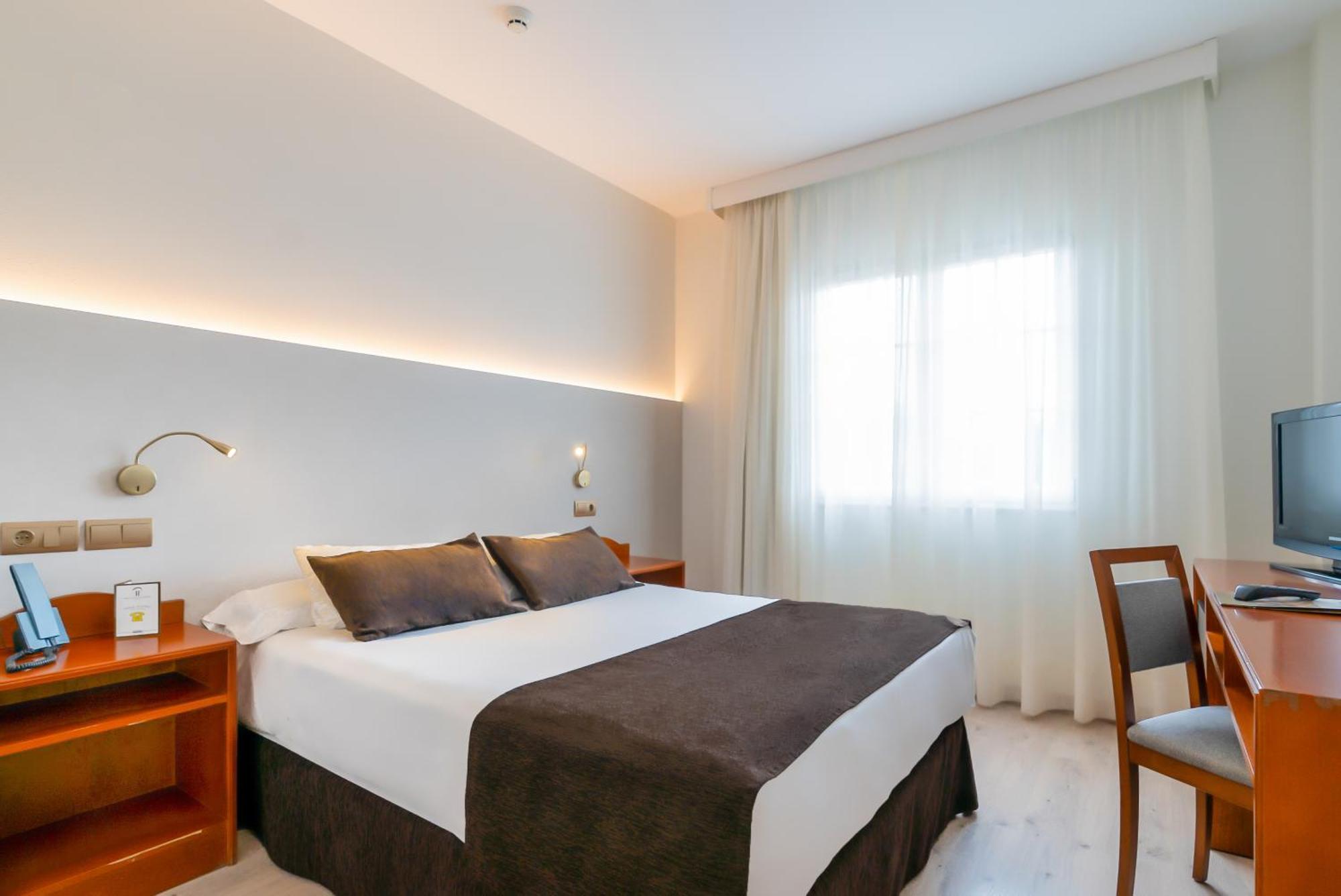 Ponferrada Plaza Hotel Kültér fotó