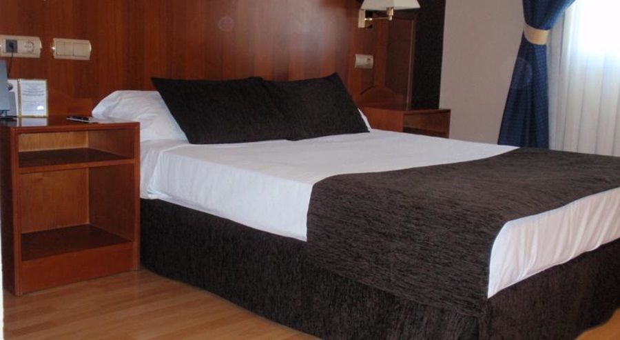 Ponferrada Plaza Hotel Kültér fotó